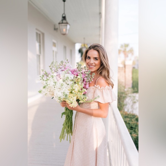 Gal Meets Glam Colleen Dress Ecru Size 2 - Picture 1 of 6